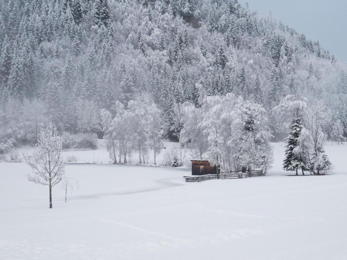 Hotel Seeblick Goldegg Exteriör bild