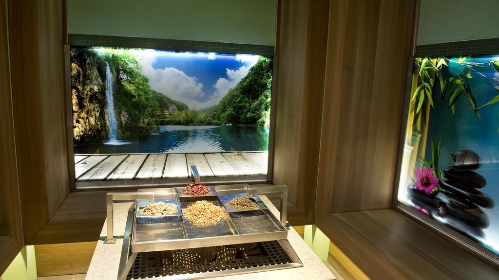 Hotel Seeblick Goldegg Exteriör bild