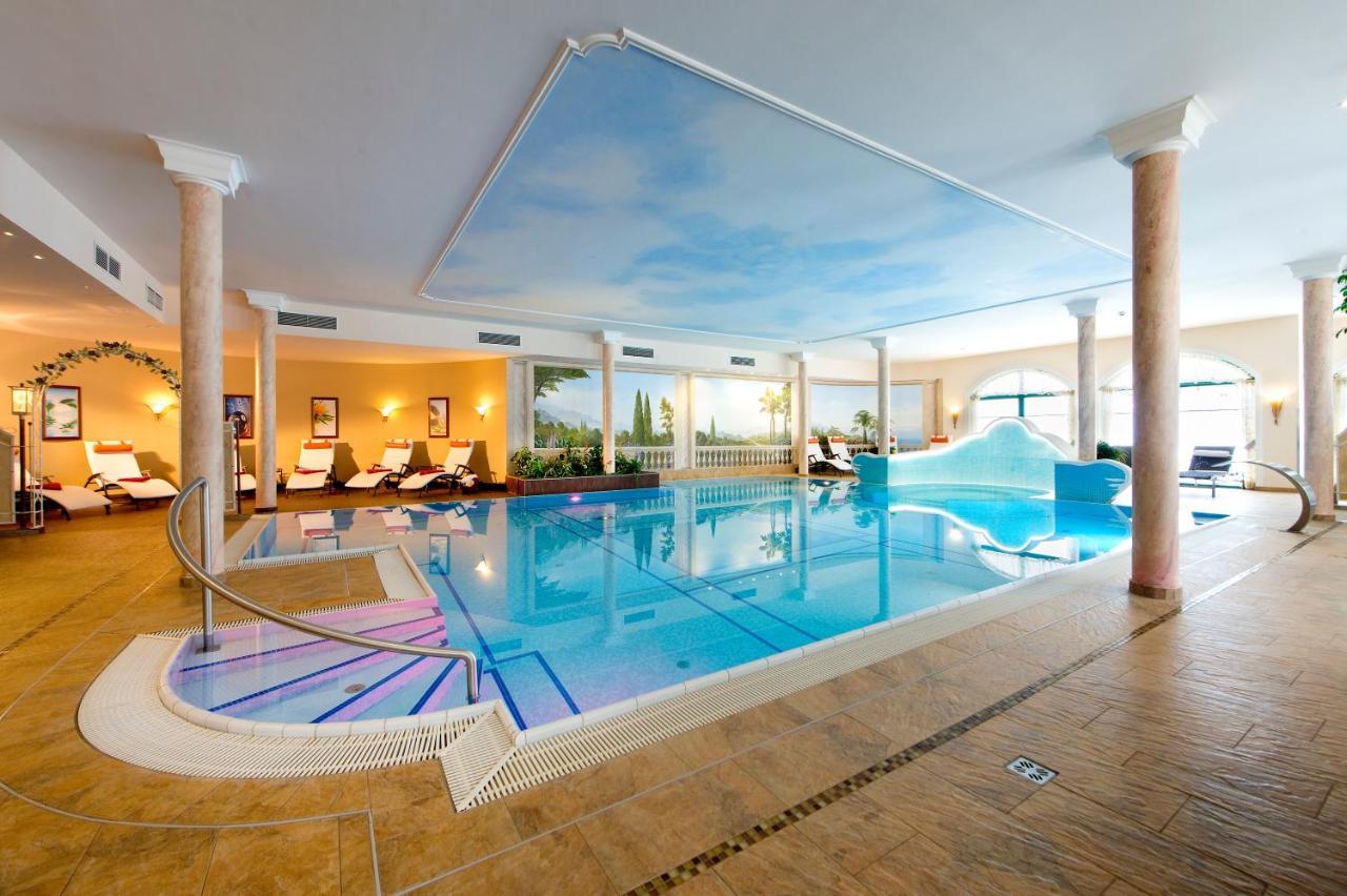 Hotel Seeblick Goldegg Exteriör bild